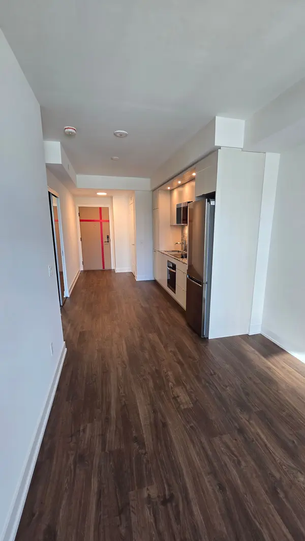 60 Central Park Road WAY #709, Toronto W08, ON M9A 0E6