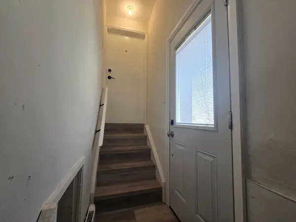 18 Ewing ST #2, Halton Hills, ON L7G 2P7