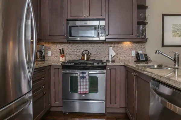 1869 Muskoka Rd 118 HWY W #A103-D1, Muskoka Lakes, ON P1L 1W8