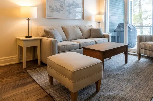 1869 Muskoka Rd 118 HWY W #A103-D1, Muskoka Lakes, ON P1L 1W8