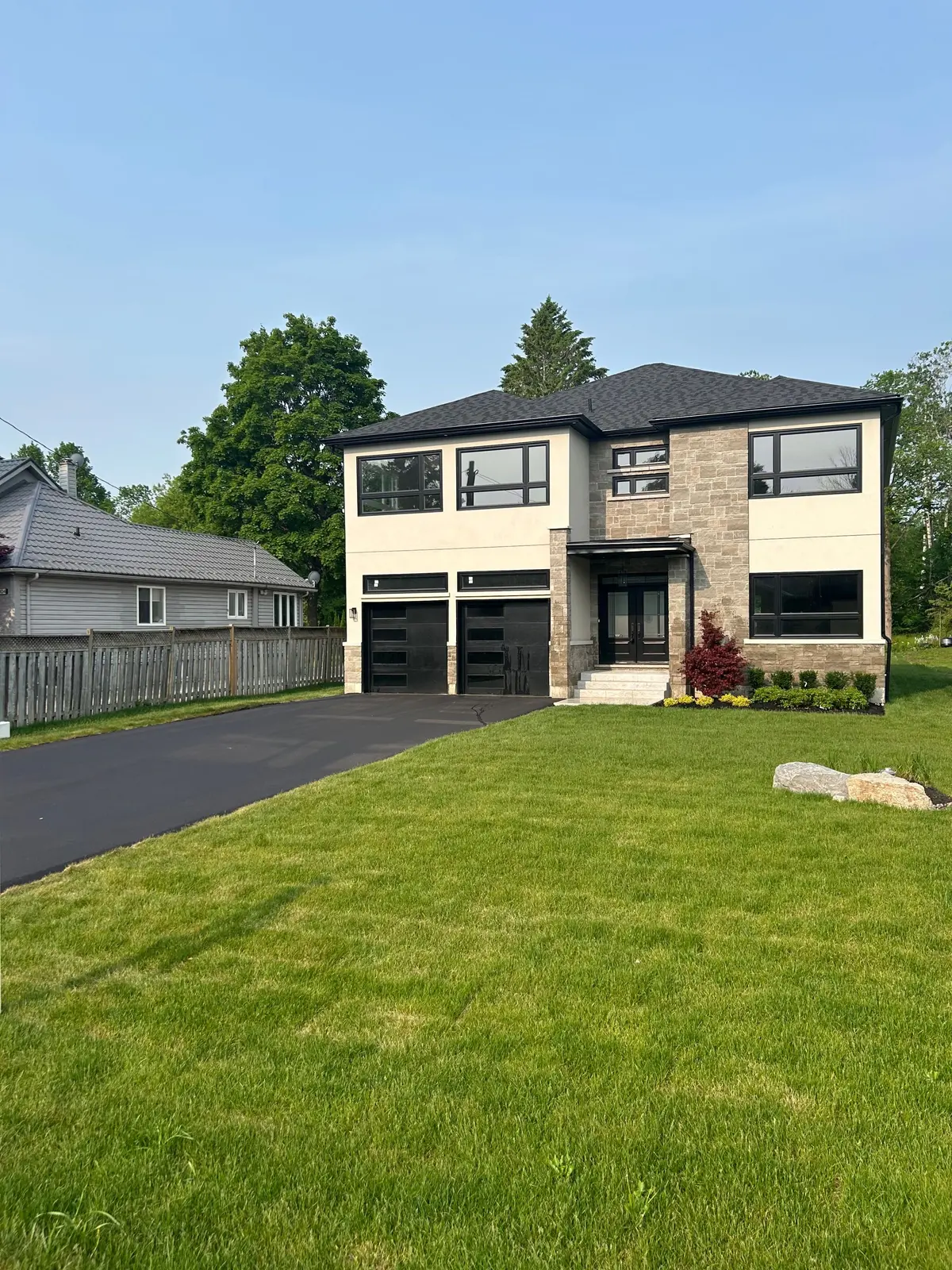 1012 Ferrier AVE, Innisfil, ON L0L 1C0