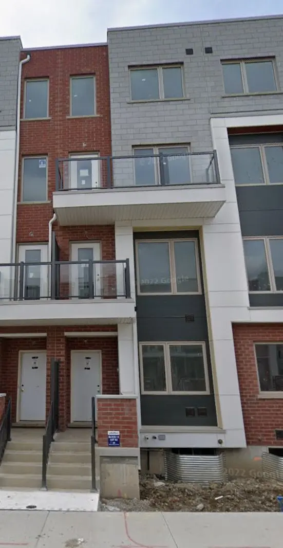 98 William Duncan RD, Toronto W05, ON M3K 0C7