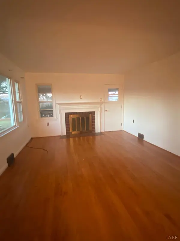 6101 Goode RD, Goode, VA 24556