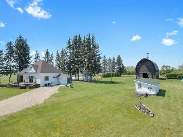430044 Highway 20, Rural Ponoka County, AB T0C 2J0
