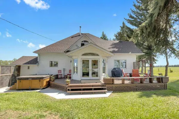 430044 Highway 20, Rural Ponoka County, AB T0C 2J0