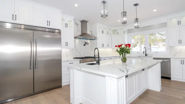 1012 Ferrier AVE, Innisfil, ON L0L 1C0