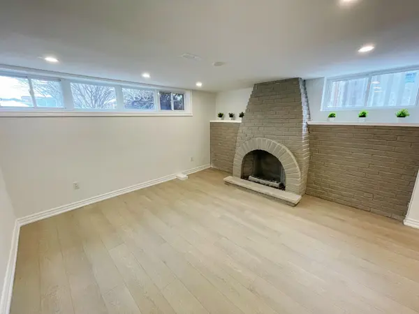 81 Celestine DR #Lower, Toronto W09, ON M9R 3N6