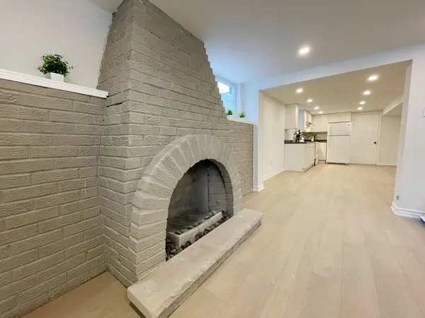 81 Celestine DR #Lower, Toronto W09, ON M9R 3N6