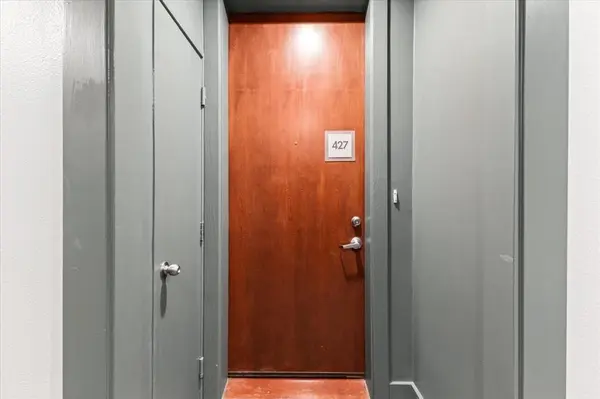 5055 Addison Circle #427, Addison, TX 75001