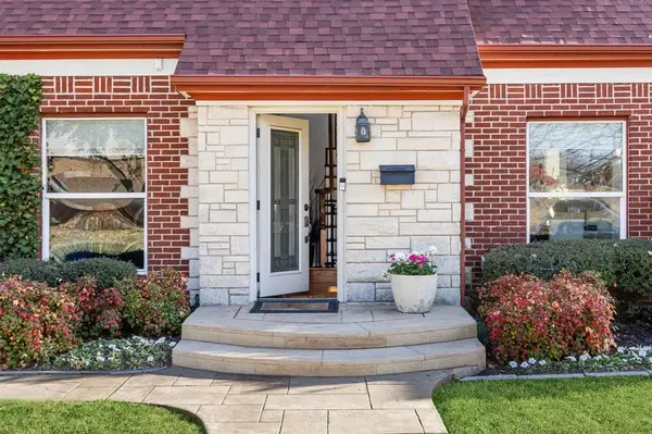 5730 Winton Street, Dallas, TX 75206