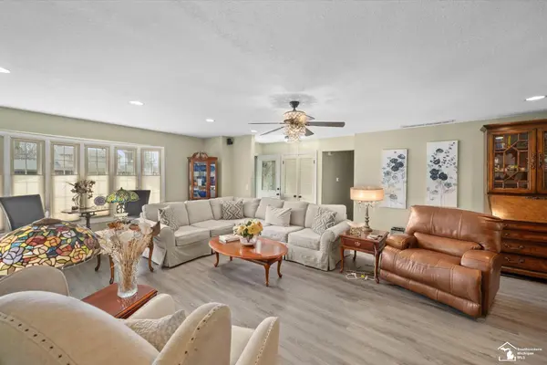 1584 Tennyson DR, Bedford Twp, MI 48182