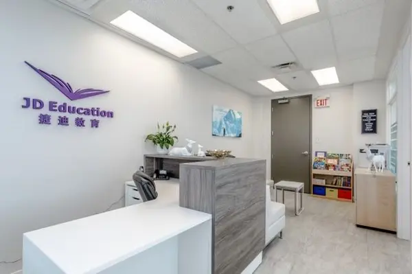 7130 Warden AVE #601, Markham, ON L3R 1S2