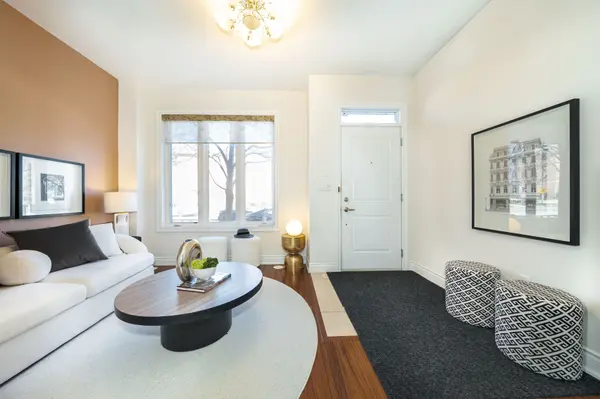 261 South Park RD, Markham, ON L3T 0B6