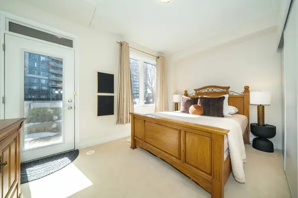 261 South Park RD, Markham, ON L3T 0B6