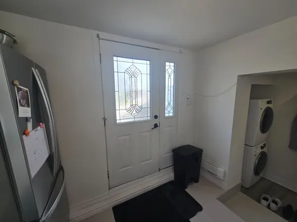 18 Ewing ST #3, Halton Hills, ON L7G 2P7