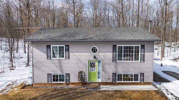 228 Stewart Gibson RD, Lanark Highlands, ON K0G 1K0