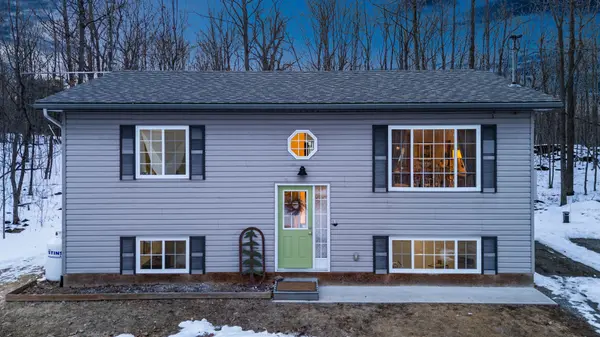 228 Stewart Gibson RD, Lanark Highlands, ON K0G 1K0