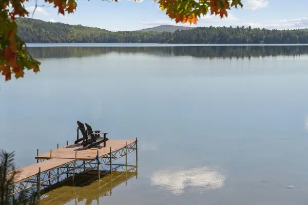 30 Tara CT, Hastings Highlands, ON K0L 2R0