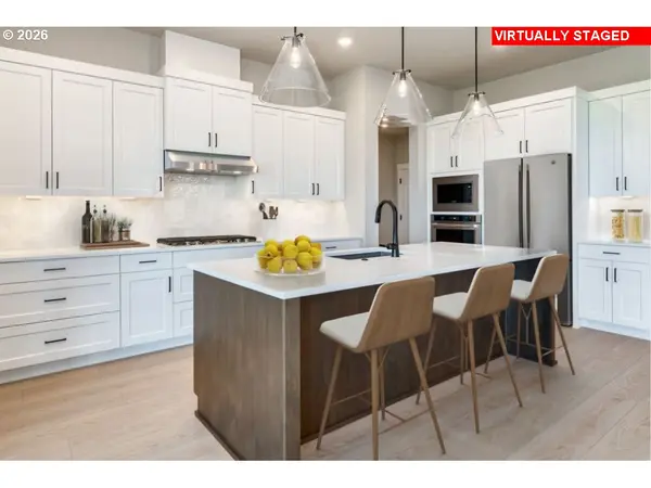 1650 S Redwood ST, Canby, OR 97013