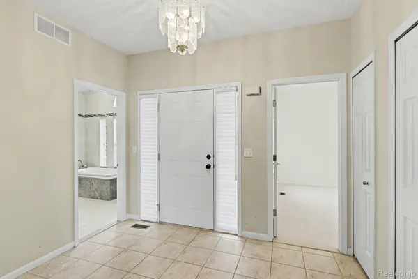 2853 Rubbins RD, Marion Township, MI 48843