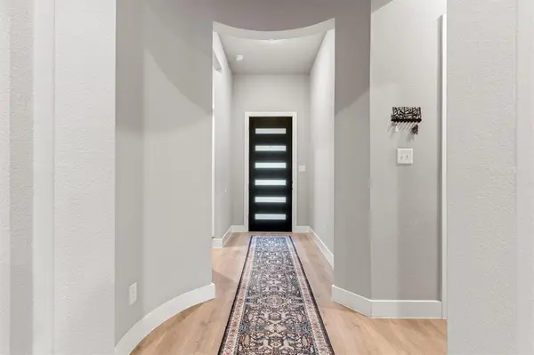 5823 Heatherwood Loop, Sachse, TX 75048