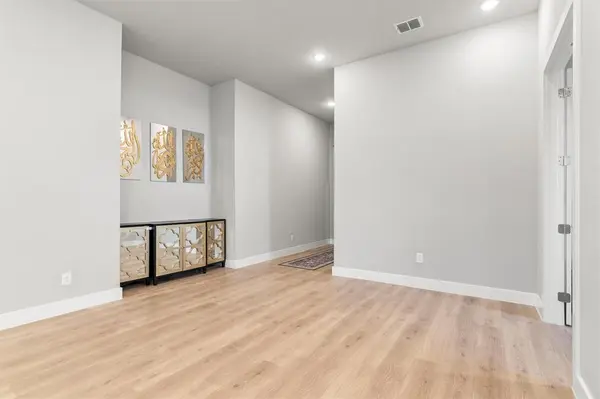 5823 Heatherwood Loop, Sachse, TX 75048