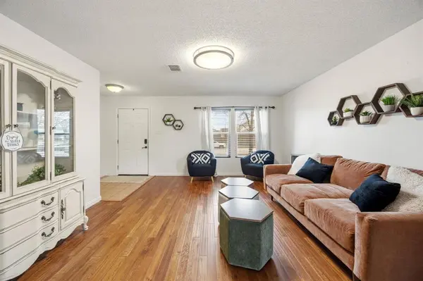 907 Ann Drive, Wylie, TX 75098