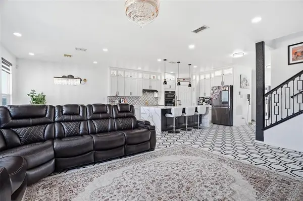 2337 Buelingo Lane, Fort Worth, TX 76131