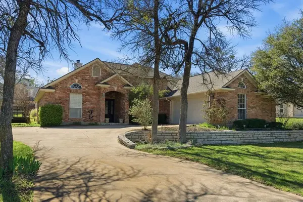 6511 Westover Drive, Granbury, TX 76049