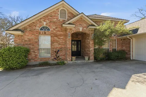 6511 Westover Drive, Granbury, TX 76049