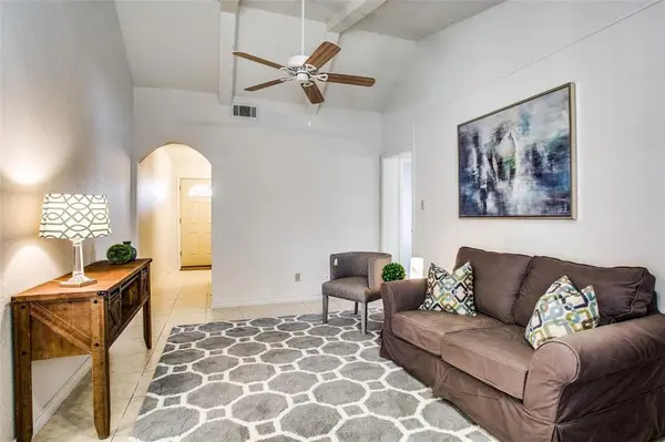 700 Kings Row, Denton, TX 76209