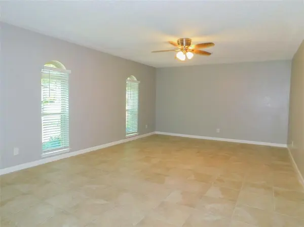 1108 Winterwood Drive, Lewisville, TX 75067