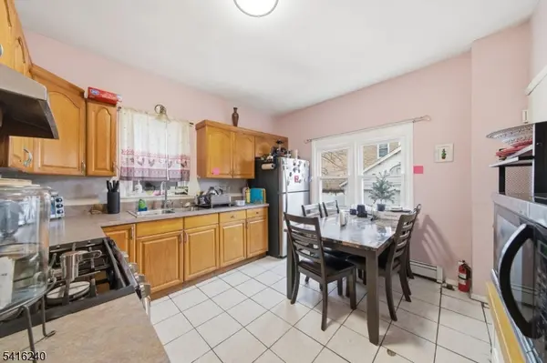 18-20 Rutland Ave, Kearny Town, NJ 07032