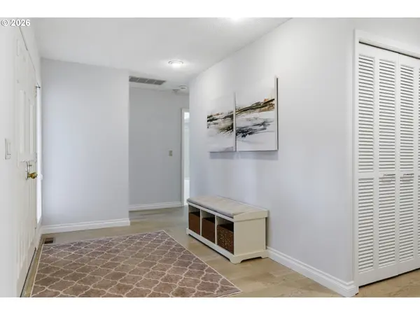 32400 SW ARBOR LAKE DR, Wilsonville, OR 97070