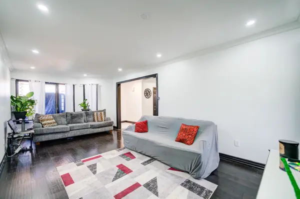 1648 Pepperwood Gate, Pickering, ON L1X 2K3