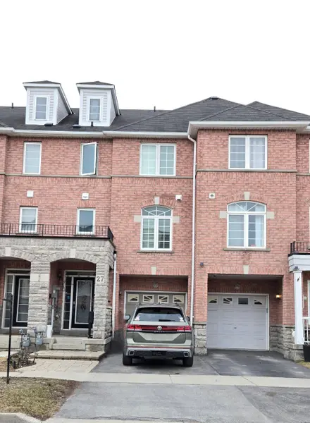 27 Stonewood ST, Ajax, ON L1S 0B3