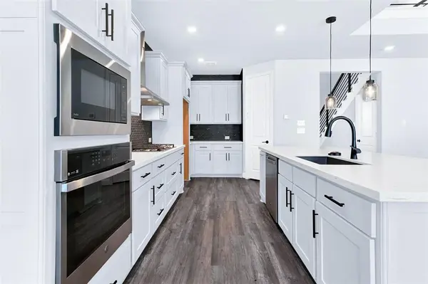 209 Savannah Lane, Oak Point, TX 75068