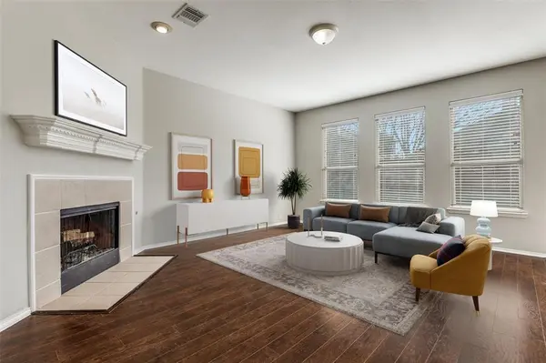 1018 Spanish Moss Drive, Garland, TX 75040