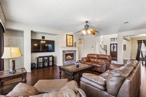 2710 Winterberry Drive, Rowlett, TX 75089