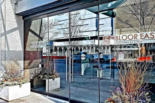 55 Bloor ST E #807, Toronto C08, ON M4W 3W6