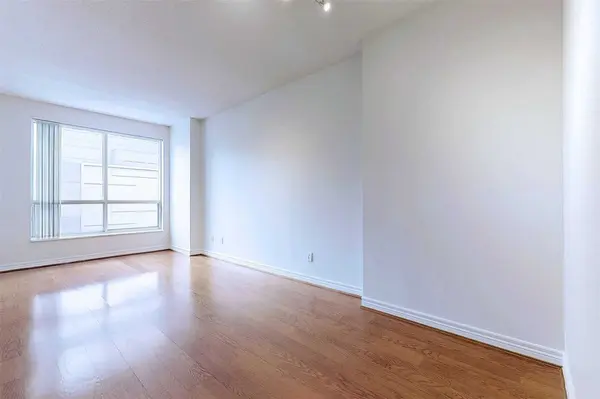 55 Bloor ST E #807, Toronto C08, ON M4W 3W6