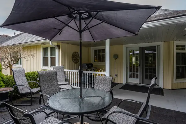 541 MEADOW LN, Saugeen Shores, ON N0H 2L0