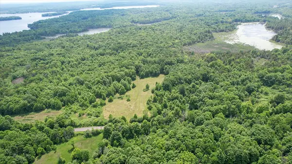 00 Otter Lake RD, Rideau Lakes, ON K0G 1L0