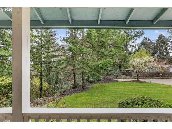 101 W Johanna CT, Newberg, OR 97132