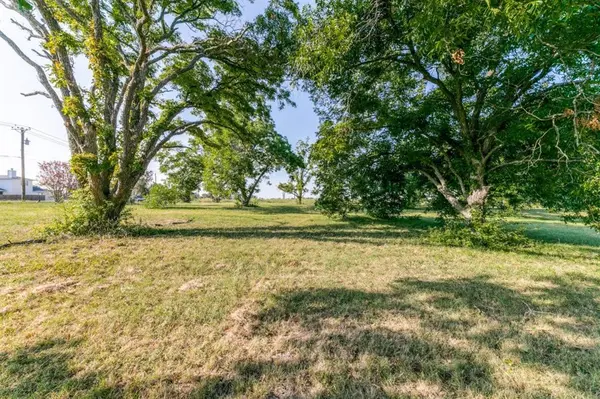 3917 Chiesa Road, Rowlett, TX 75088