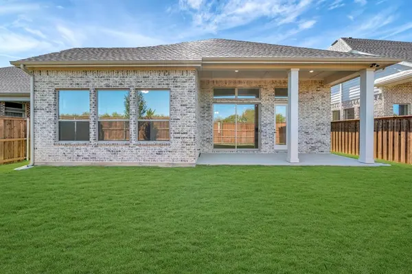 2901 Long Trail, Mansfield, TX 76063