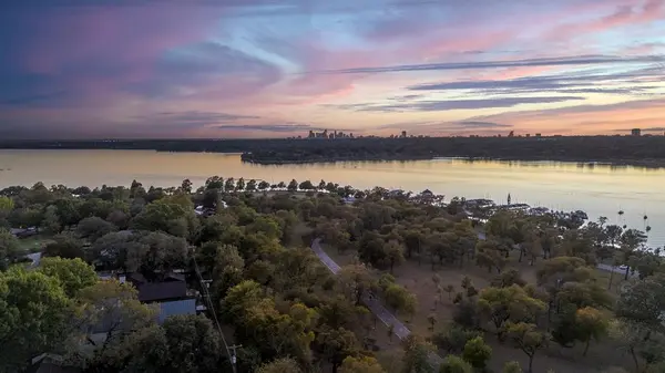 9431 Waterview Road, Dallas, TX 75218