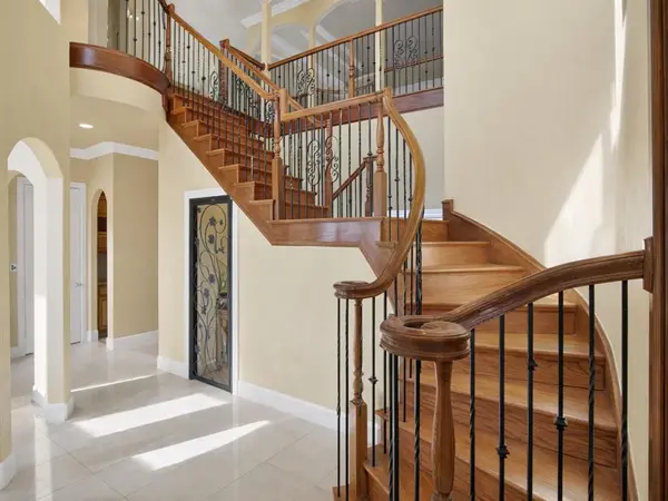 3072 Rosebud Court, Grand Prairie, TX 75104