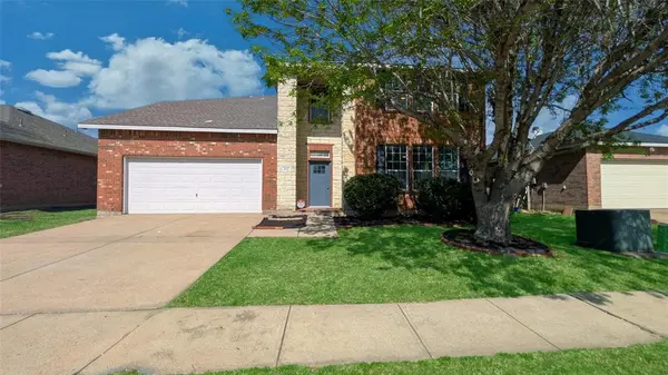 523 Zachum Drive, Arlington, TX 76002