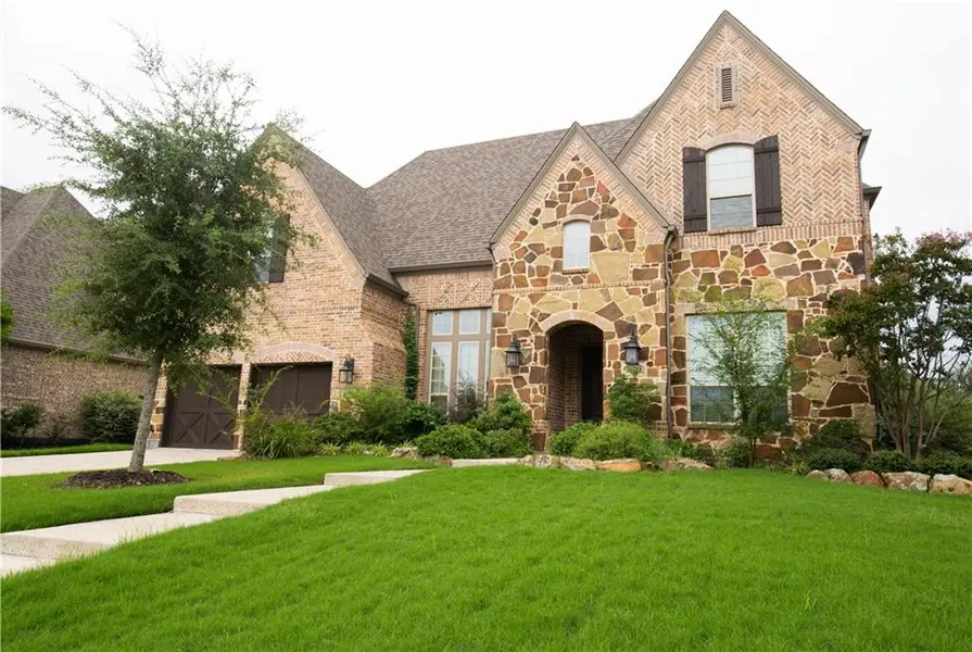 879 Grassy Shore Court, Allen, TX 75013
